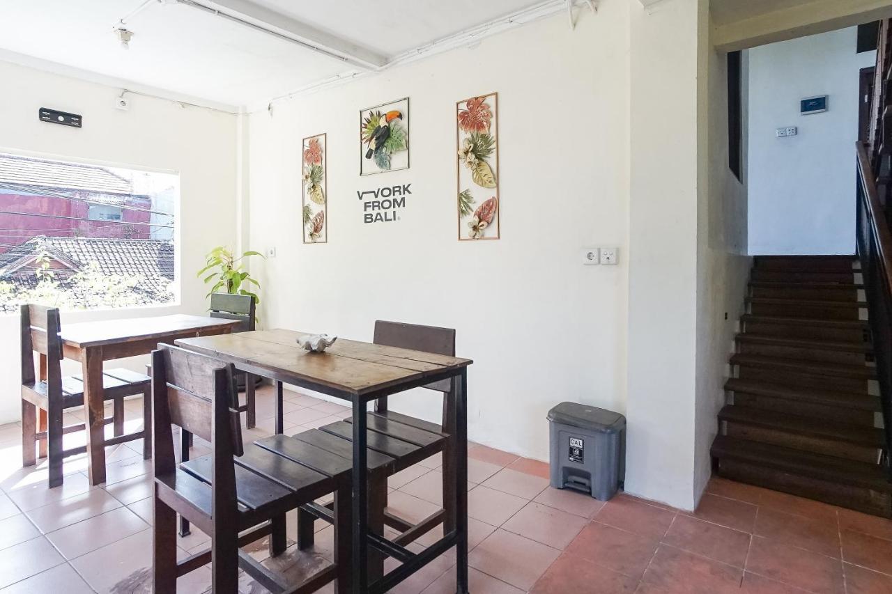 Pudi Homestay Canggu Exteriör bild