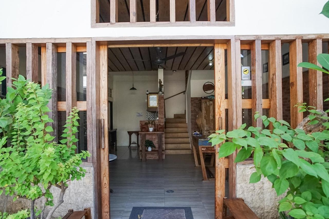 Pudi Homestay Canggu Exteriör bild